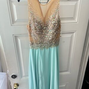 Elegant Sequin Embellished Dress in Mint
